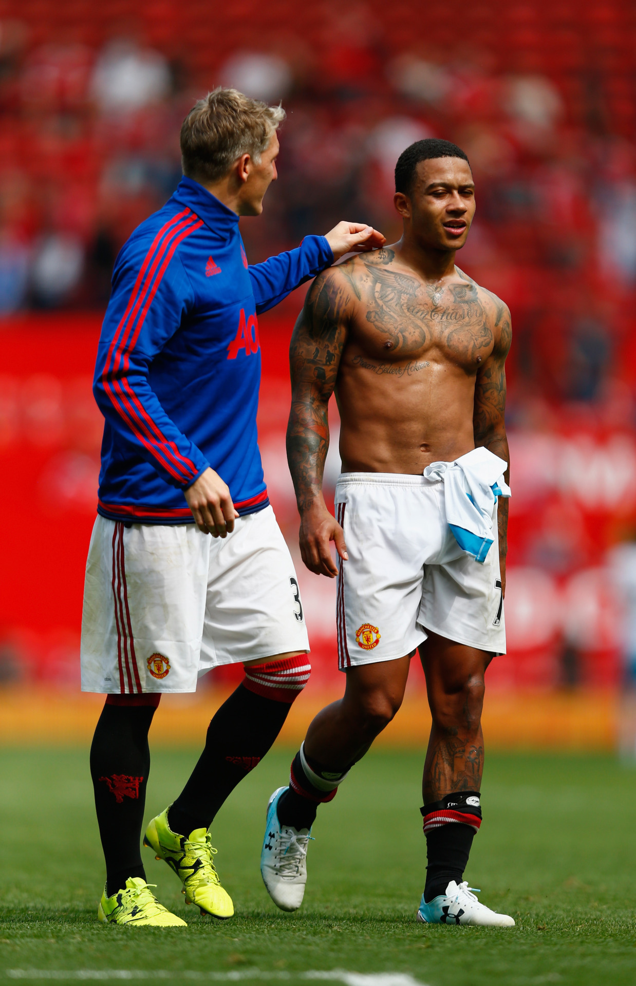 Aggregate more than 140 depay tattoo