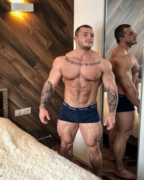   Vladimir Yakovlev   adult photos