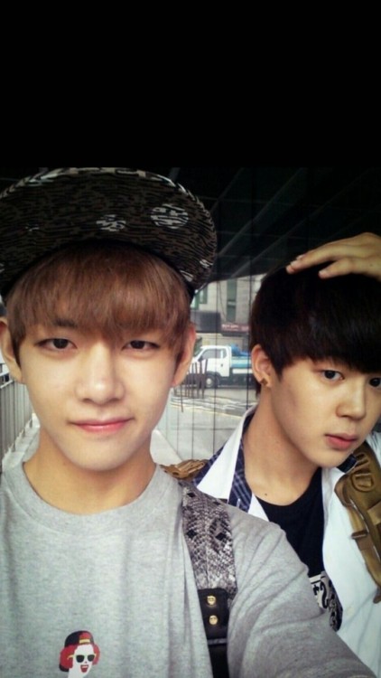 yyunggi - Simple Cute VMin Wallpapers Please like & reblog...