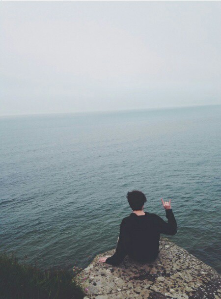 magics-secrets:  rock on