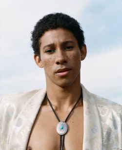 dailykeiynanlonsdale:Keiynan Lonsdale photographed