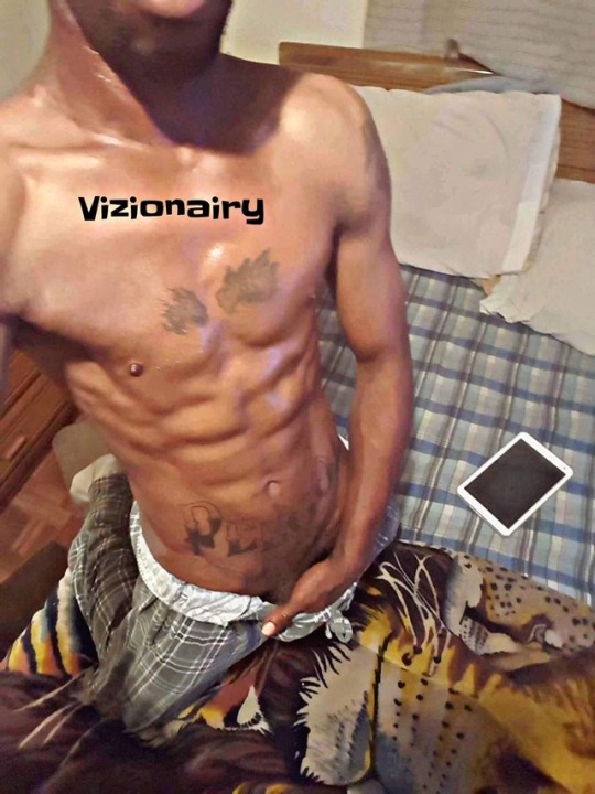vizionairy:  WillieThat body is for me but that dick is for others 🤷🏾‍♂️🤣 Https://www.Vizionairy.tumblr.comHttps://twitter.com/vizionairy1