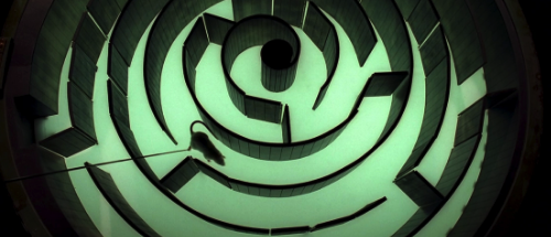 theartofmoviestills:Dark City | Alex Proyas | 1998