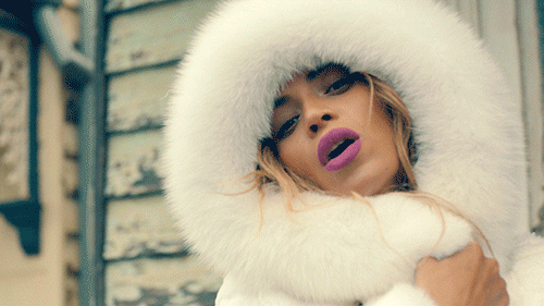 yoncehaunted:  BEYONCÉ - No Color Adjustments: No Angel 