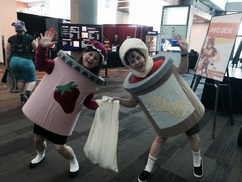 memecrow:Various cosplays from fanime!! (If you see yourself either reblog and say its you or messag