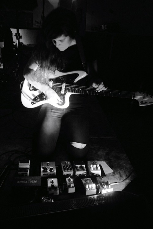 Kelli Schaefer and band at Bunk Bar In Portland, Oregon. 2017.@ kelli_schaefer on instagram.KristaMa