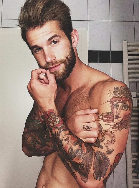 Porn photo tiosquequitanelhipo:  Andre Hamann