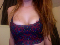 amateursexysex:    For More Stunningly Gorgeous