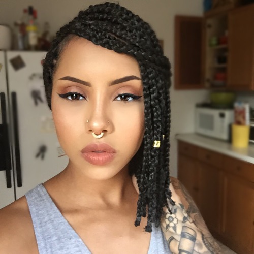fvckinggshit:  janay-lewis:  I feel way too cute today 😊😊💖💖💁🏽   You are cute!