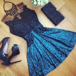 fashionsensexoxo:  Get this dress right here