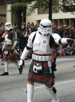 spgent:  Stormtroopers parading in kilts….Thank you Internet 