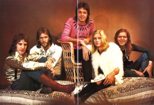 electripipedream: Paul McCartney and The Wings from POP magazine, 1973