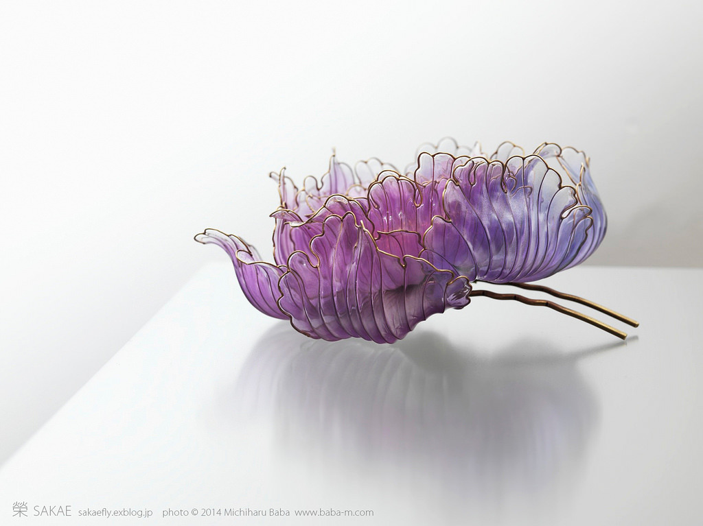 asylum-art:  Sakae: creates Exquisite Japanese Floral  Hairpins  on Facebook, Flickr