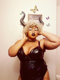 afatblackfairy:  Bratty demon spawn of Lucifer 😈  So gorgeous!!! I love it!