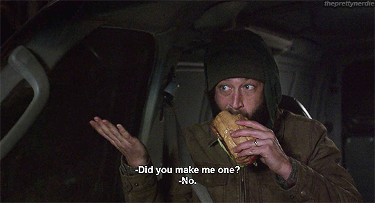 prettynerdieworks:  look how angry he is that he doesn’t have a sandwich