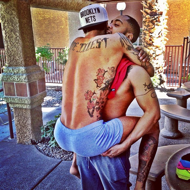 dapoisonvenom:  only1dollar:  itheillest:  My roc  Aw  That looks like Omarion yo