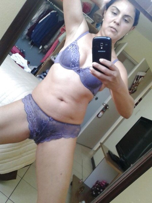 cougardatingstars:  Hi, I’m Maria. Do you like me? If yes, check my profile!