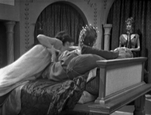 unwillingadventurer: Love this sitcom style scene with Nero chasing Barbara in this farcical style. 