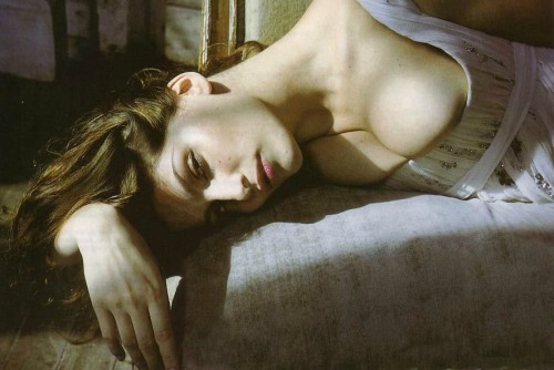 youngsalmahayek:  laetitia-casta:  Marie adult photos