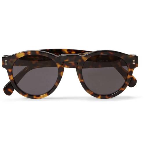 radshades: Leonard Round-Frame Acetate SunglassesSearch for more Sunglasses by Illesteva on Wanterin