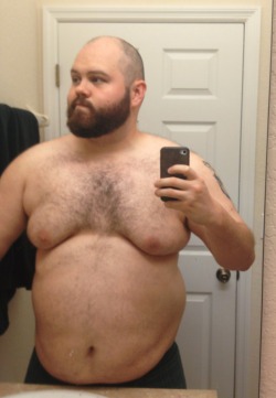 chubbyaddiction:  bearasaurusrex:  Feeling