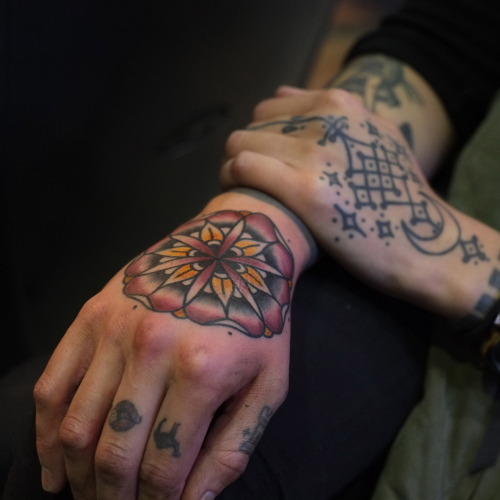 burtoncursed:  Helsinki Tattoo Convention, finland. 