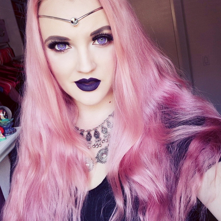 disneylandsprincess:  Sea Siren 