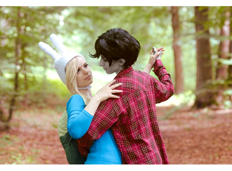 cosplay-photography:  Dance with me by *Green-Makakas