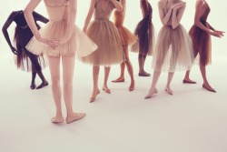 scottydame:  Louboutin’s new Solasofia Flats in the “Nudes for all” campaign. 