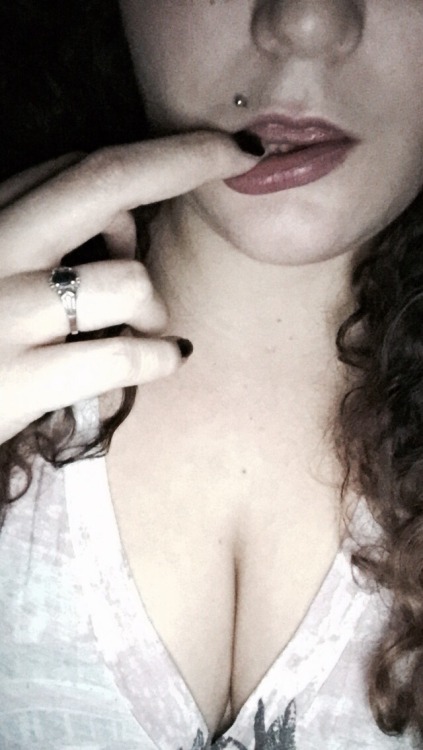 cumm–princess:  So I was drinking my closet wine when my friend invited me out and I took a few selfies with my tits out because why the hell not? 😘 enjoy lovelies 💕💕 