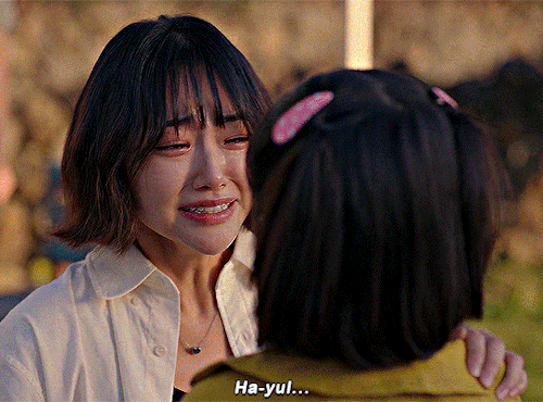 Ha-yul Is... Last Time, She Was Crying By The Shore. I'd Never Seen Such A Thoughtful 9-year-old. What...