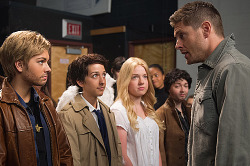 pineappledean:  deancas-senses-are-tingling:  i can’t tell if she’s absolutely terrified of the fact that jensen fucking ackles is standing right in front of her or if she’s just really good at playing cas  she’s just really good at playing cas