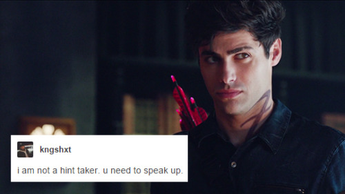 courfeyac:  flowerharry: alec lightwood + tumblr text posts  