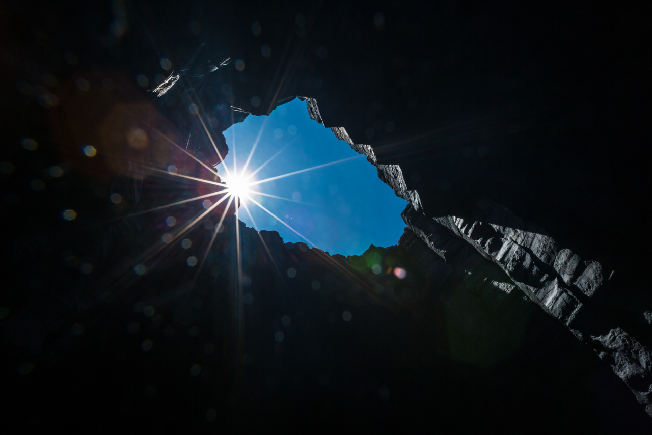 whatzyourfantazy:  Entering The Chasm
