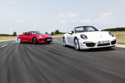 automotivated:  F-Type vs. 991 Carrera S (by røman)