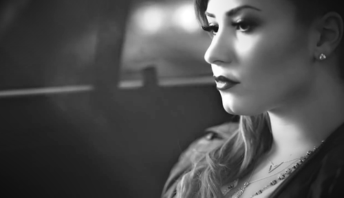 alltimedemetria:  I’m afraid of being vulnerable in front of the world. It’s