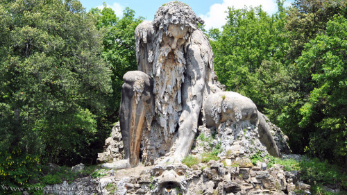 Shrouded within the park of Villa Demidoff, in Medici Villas (Unesco World Heritage List, 2013), Tus