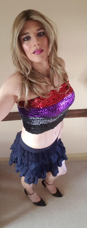 yes-sadie100:  Are you ready to unleash the gurl within? Sign up for my free feminization program and get a free self hypnosis MP3. http://ift.tt/1MtXptq