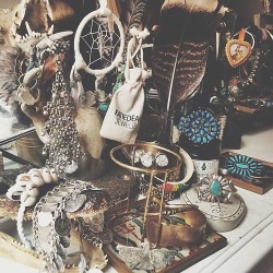 the-boho-gypsy:  Image via We Heart It https://weheartit.com/entry/119965222/via/15268214