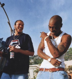 90shiphopraprnb:  Yaki Kadafi and 2Pac