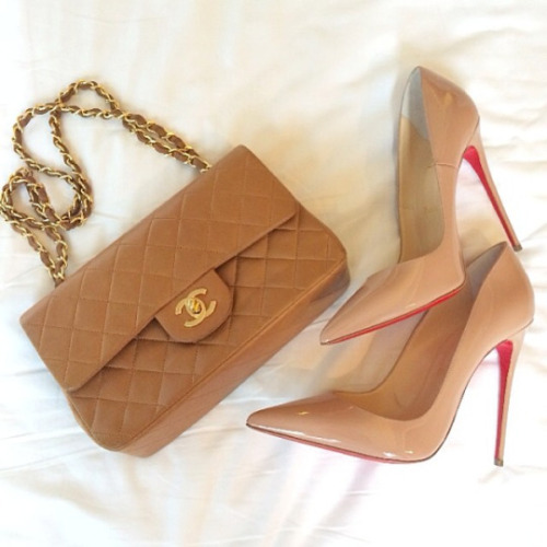 wedontgiveafuckallthetime: Stylish heels and accessories!