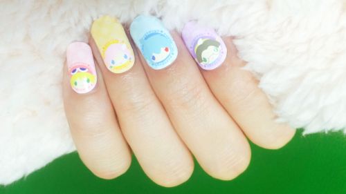 Until late 2017, Sega had a nail-art printer called Nail-Puri (ネイルプリ) open in Japan as booths where 