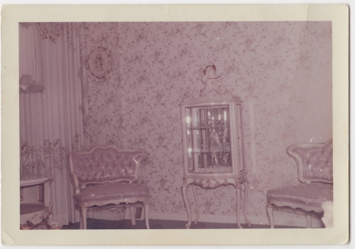 eeveebabe:Inside Grandmom and Grandpop’s house(found photos at my grandparents’ house)2.