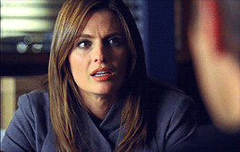 Sex Stana Katic in Castle 3x02 “He Is Dead, pictures
