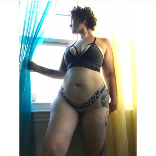 rarethickies:  @thickiinickii