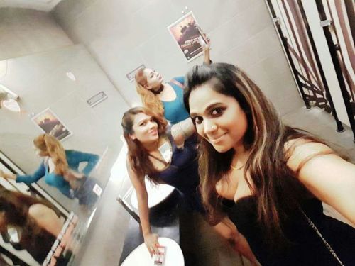 indiangigolojbc:Face homely..but…???