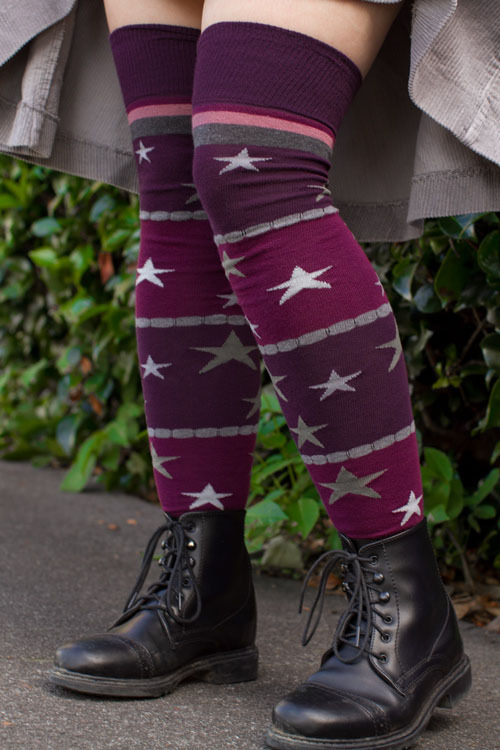 sockdreams:Star & Stripe Over the Knee | CronertThe soft Cronert cotton socks we love, with a st