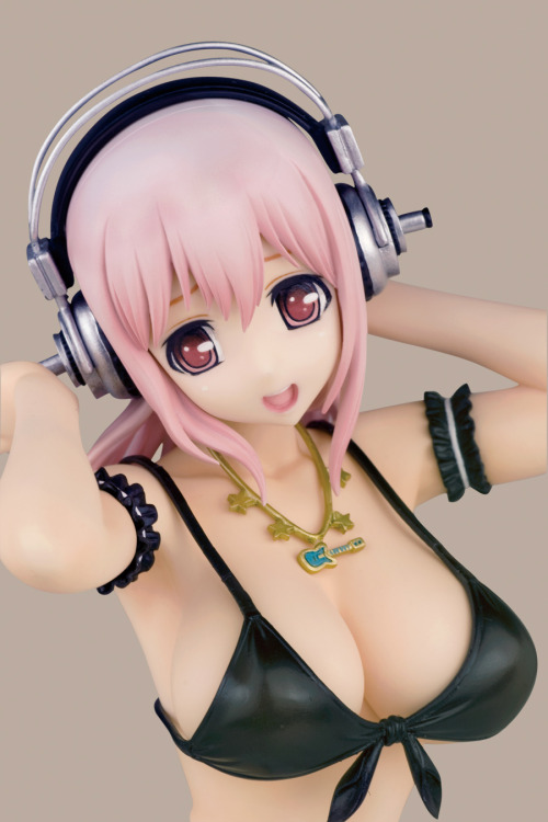 seraphsancta:   SkyTube Super Sonico 1/6 Scale Child Swimsuit Gravure Ver figure I did not take these images. 