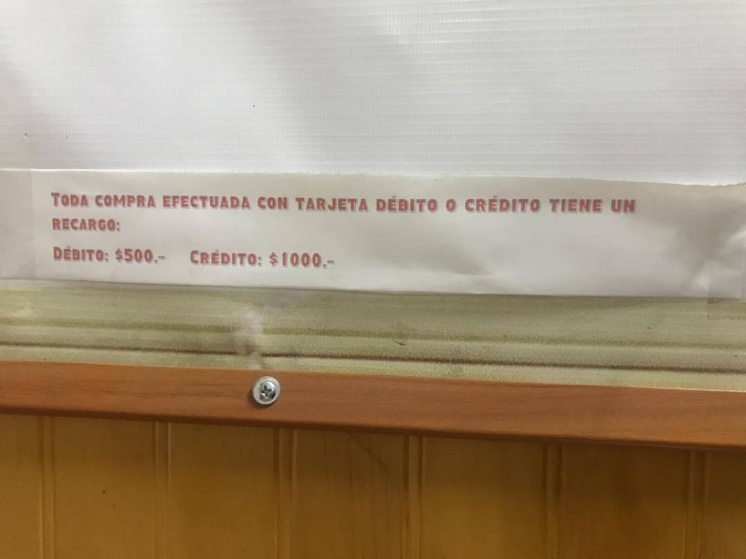 La patudez misma. #aloSernac @sernacchile qué tal? @redcompracl y era lo único abierto hoy. (en Umamisushi)