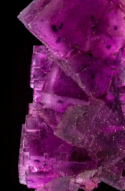 bijoux-et-mineraux:  Fluorite with Chalcopyrite - Gaskins Mine, Empire Sub-District, Illinois - Kentucky Fluorspar District, Pope Co., Illinois